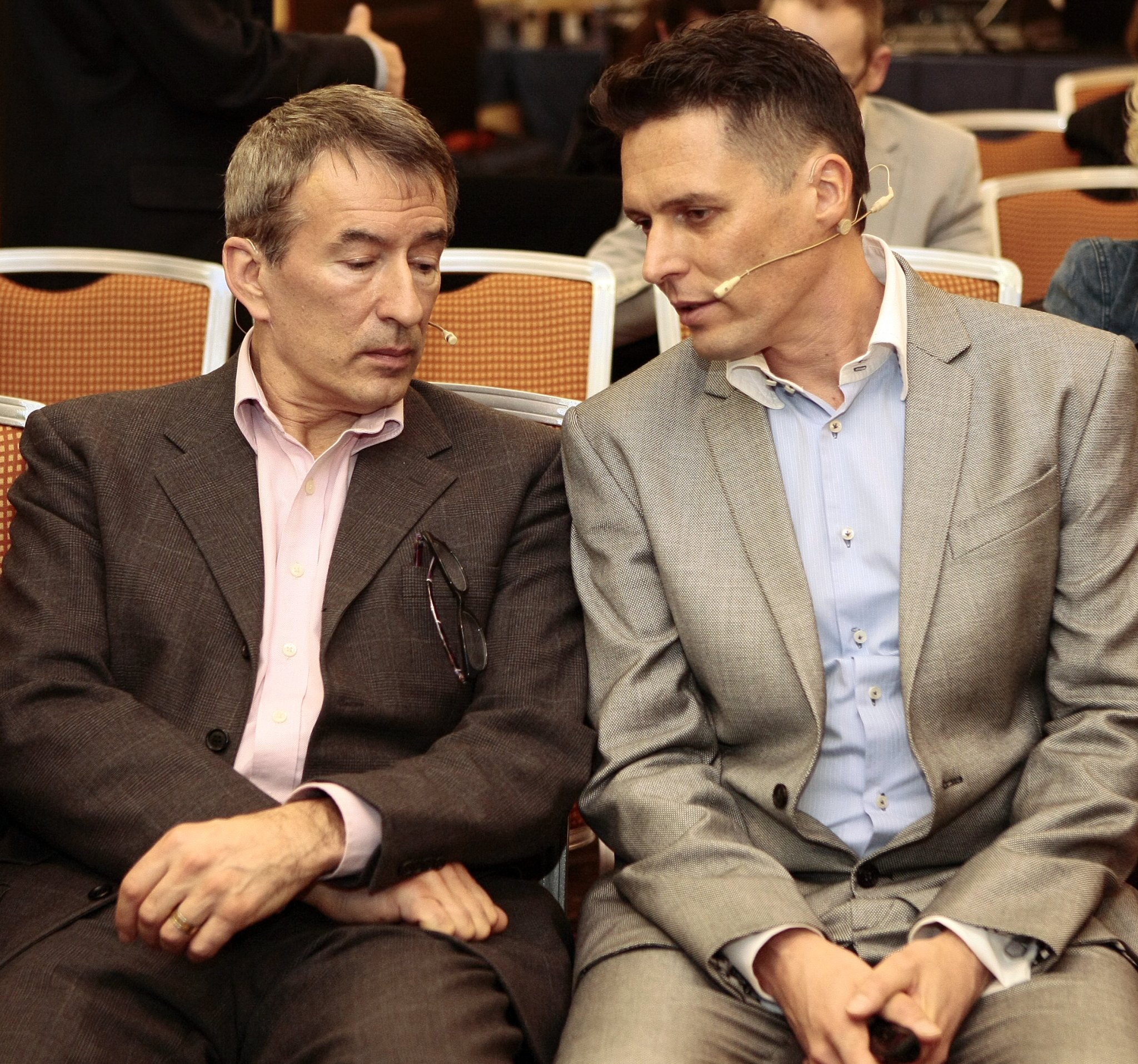 Dr Paul Clayton. Dr. Ládi Szabolcs