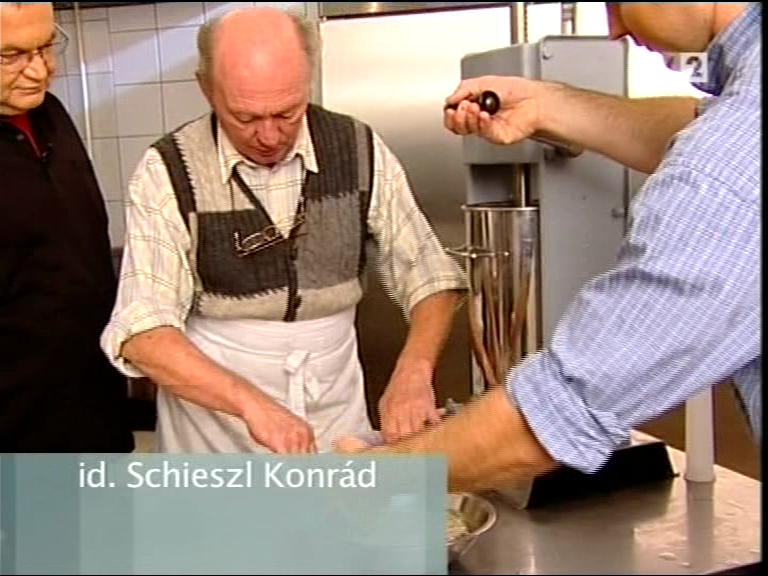 vlcsnap2012012918h46m09s117.png (768×576)