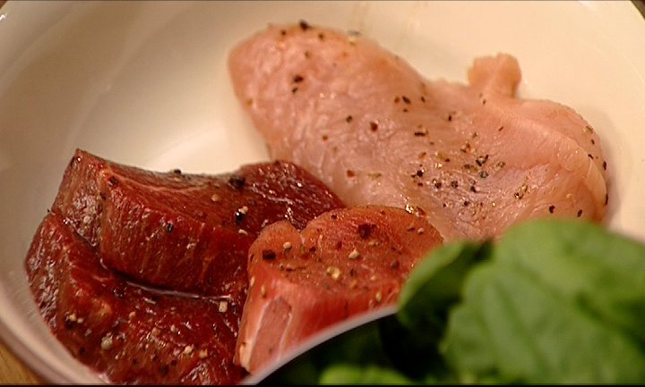 vlcsnap2012020411h35m39s50grillhOOsok.png (720×433)